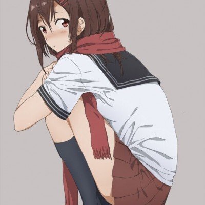 89岁奶奶翻窗从27层爬到21层